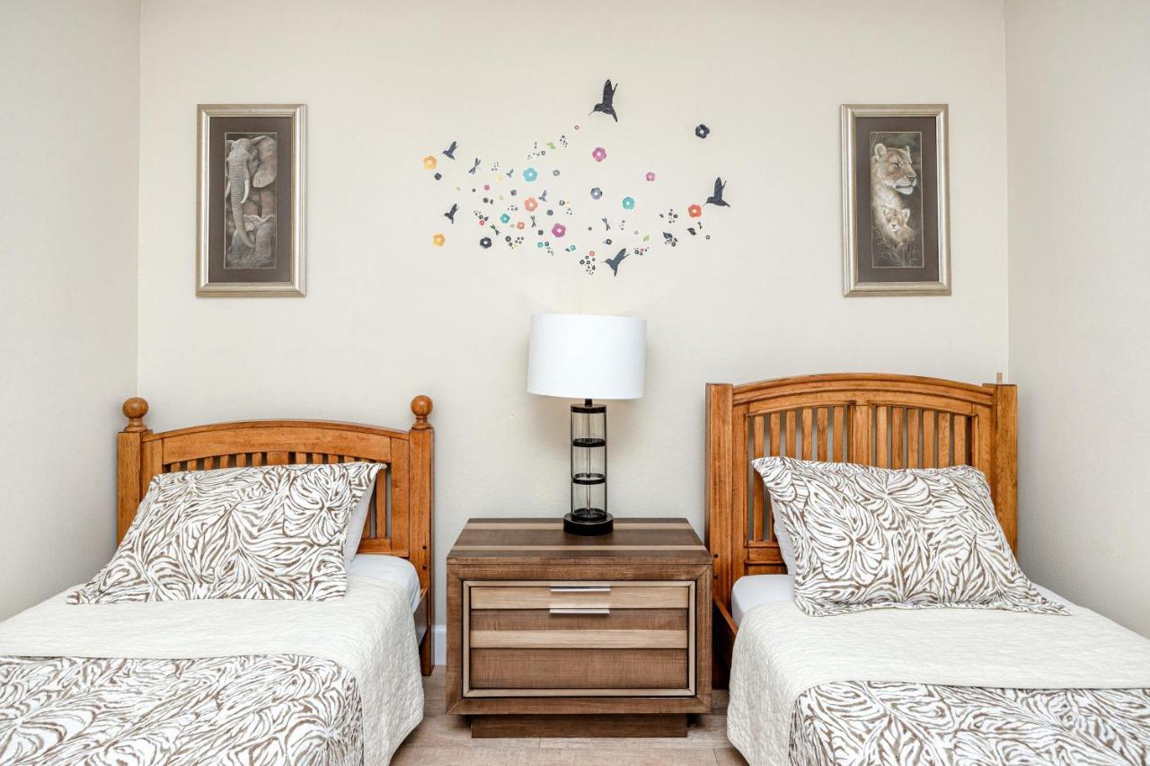 Palm Harbor Paradise - Lovely Home With Pool & Hot Tub Luaran gambar