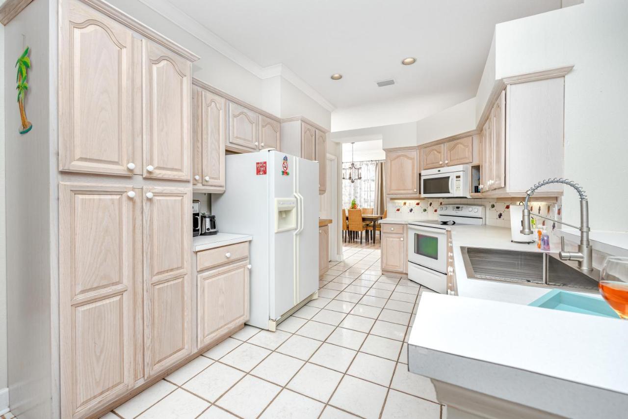 Palm Harbor Paradise - Lovely Home With Pool & Hot Tub Luaran gambar