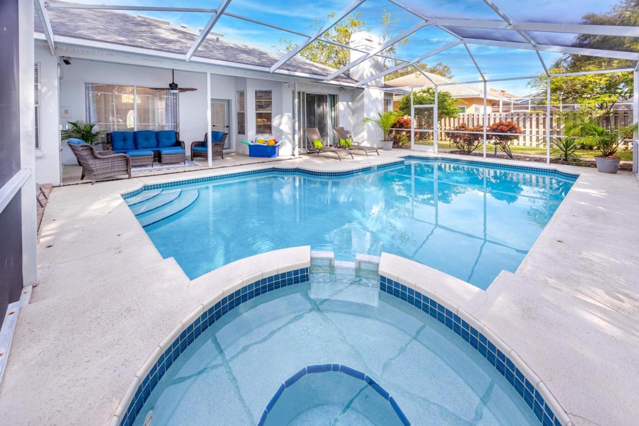 Palm Harbor Paradise - Lovely Home With Pool & Hot Tub Luaran gambar