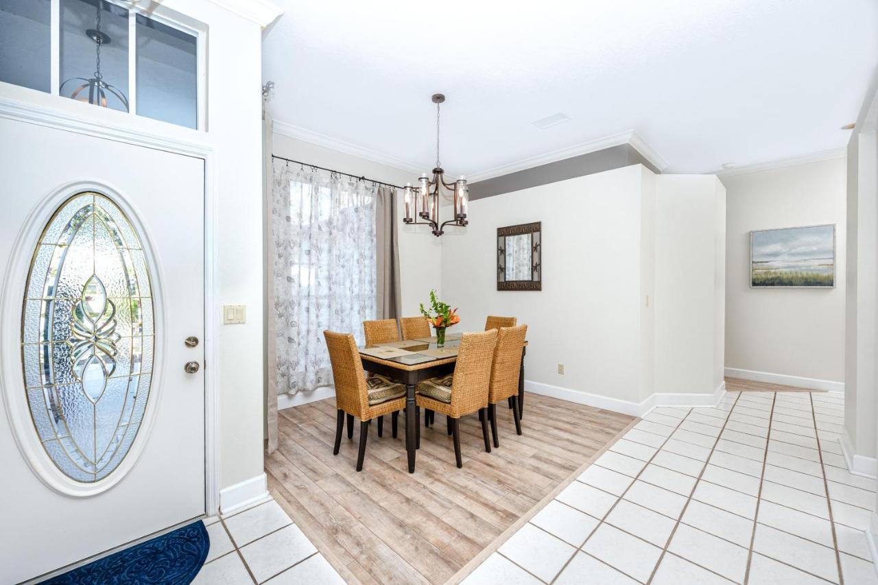 Palm Harbor Paradise - Lovely Home With Pool & Hot Tub Luaran gambar