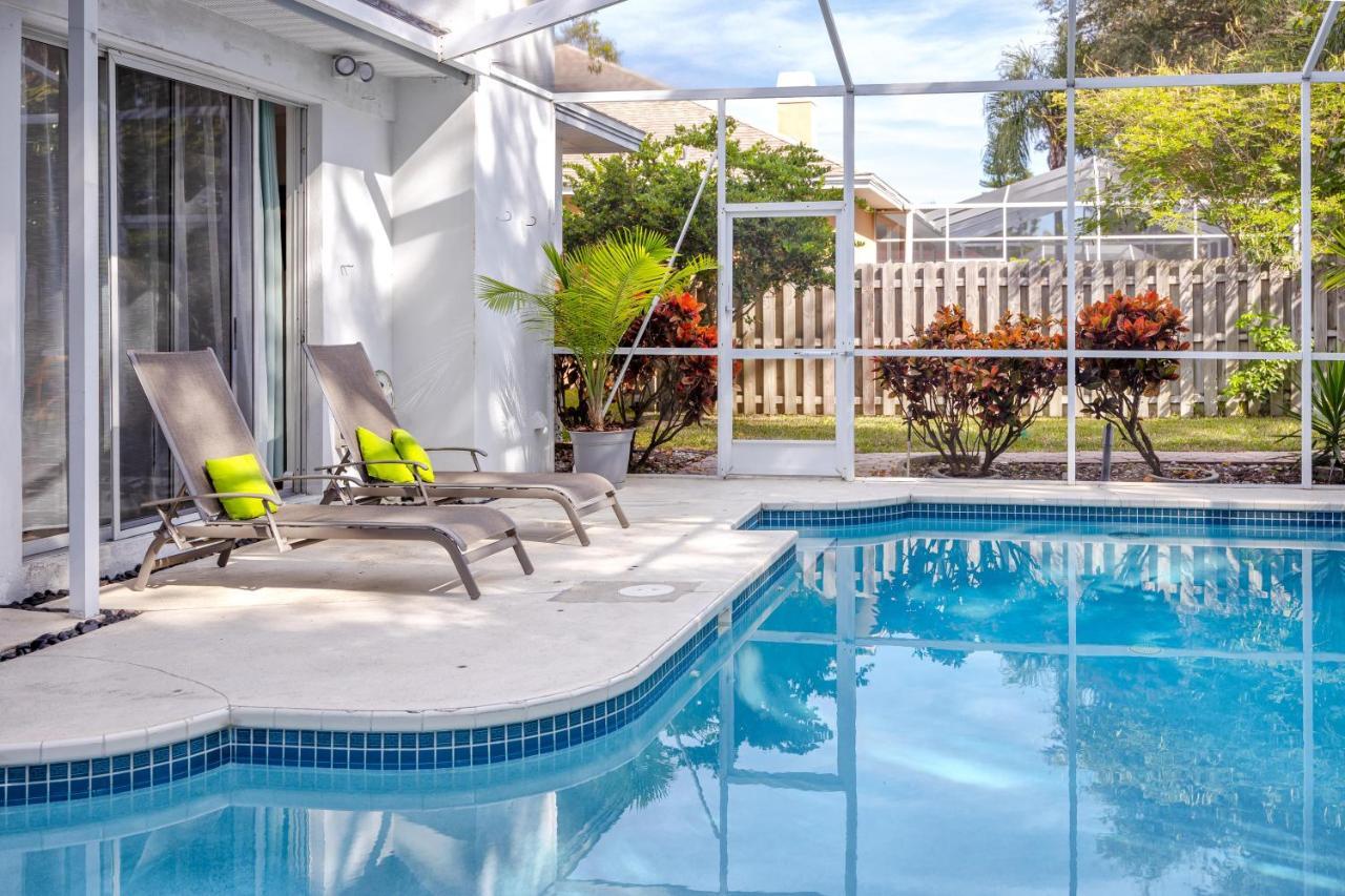 Palm Harbor Paradise - Lovely Home With Pool & Hot Tub Luaran gambar
